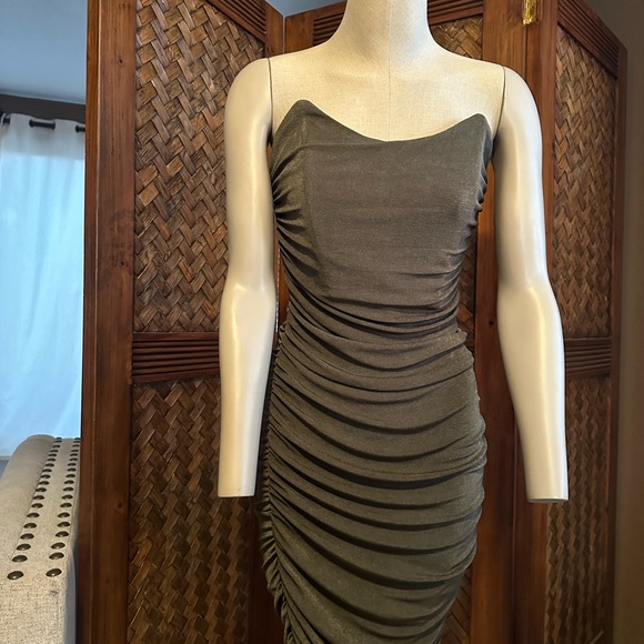 NWOT Miss Lola “Mable” brand Large Midi Dress - Olive Green (Never Worn!) - Picture 6 of 7